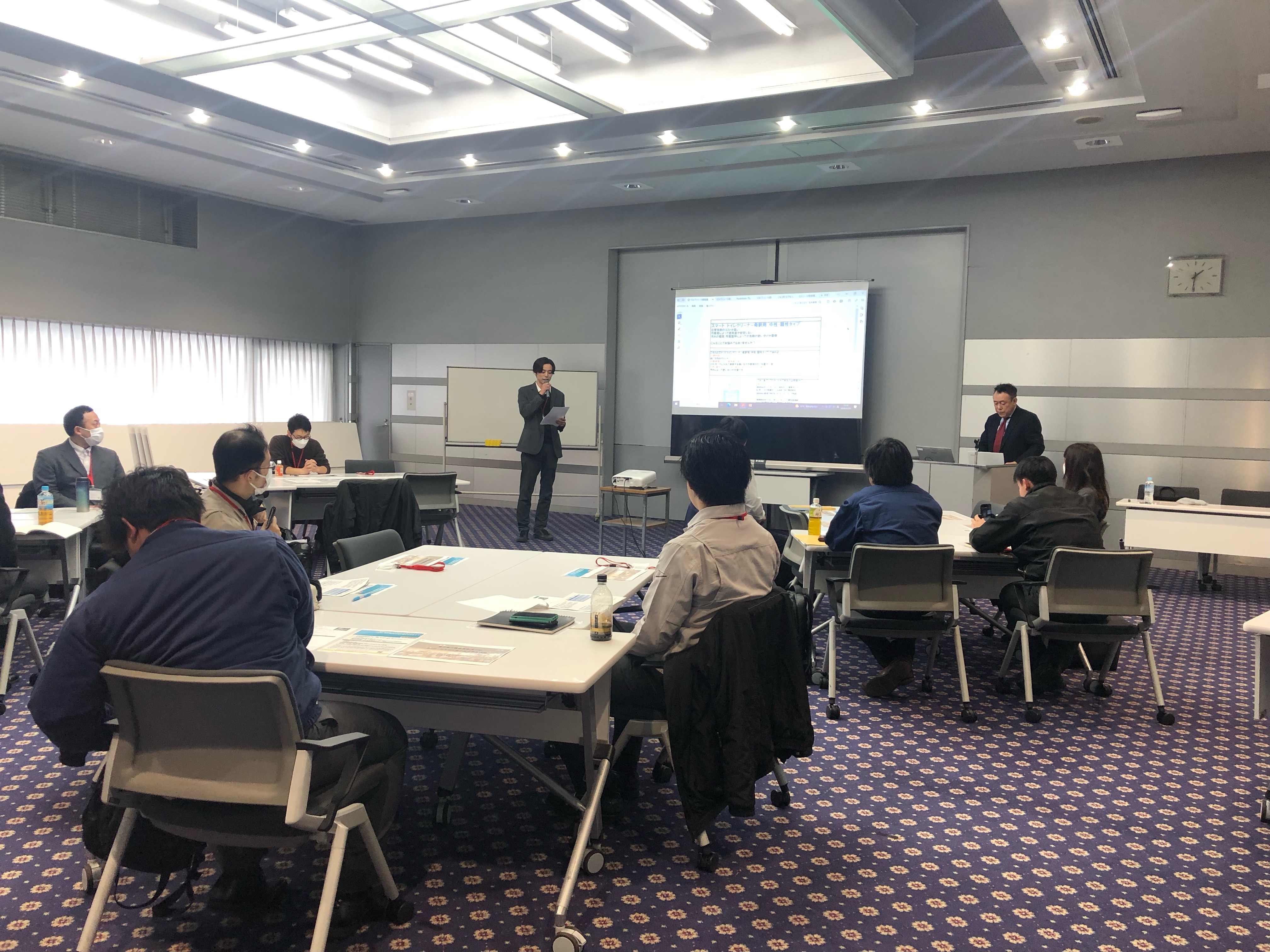 展示会出展セミナーの様子