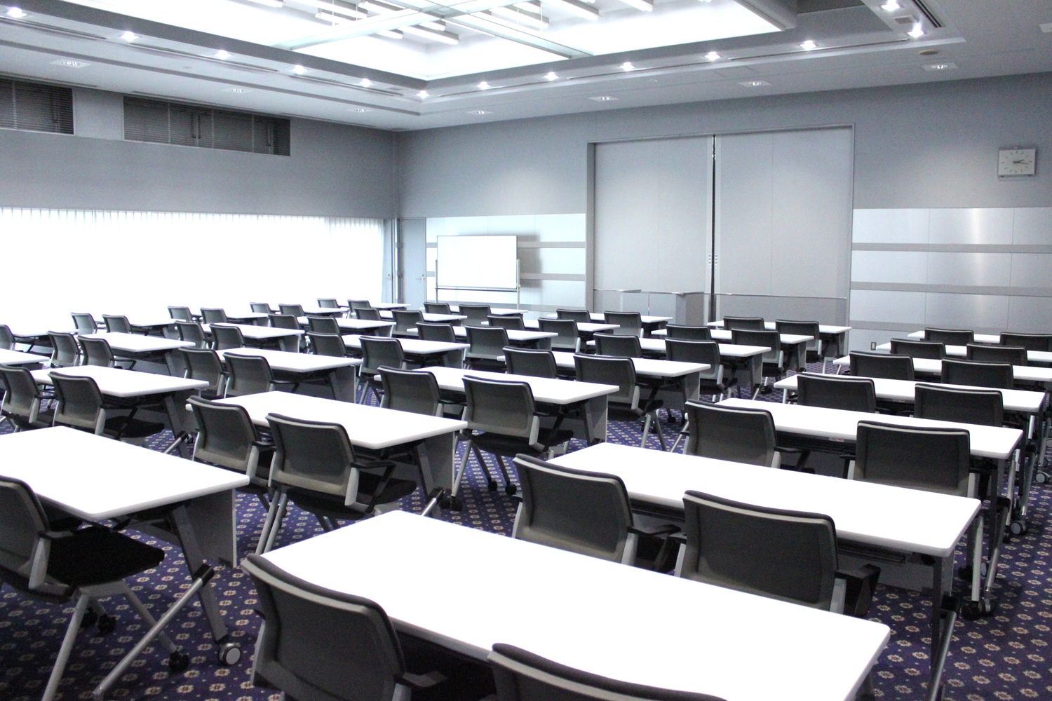 コンベンションホール